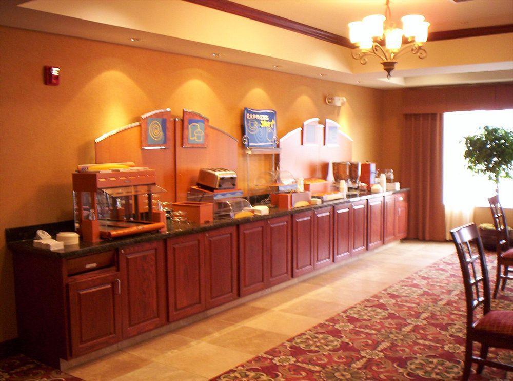 Holiday Inn Express & Suites Sparta Restaurant foto