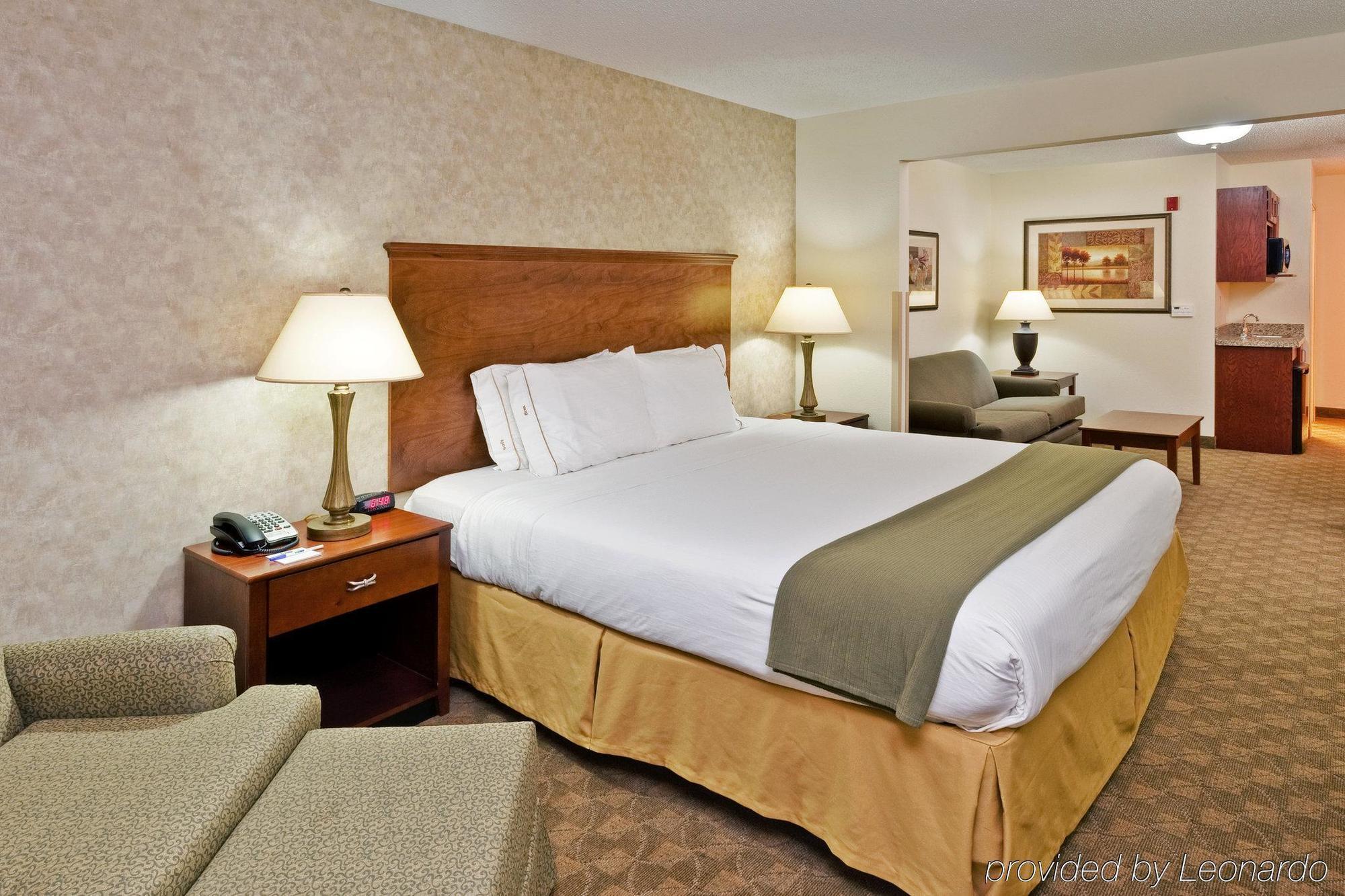 Holiday Inn Express & Suites Sparta Cameră foto