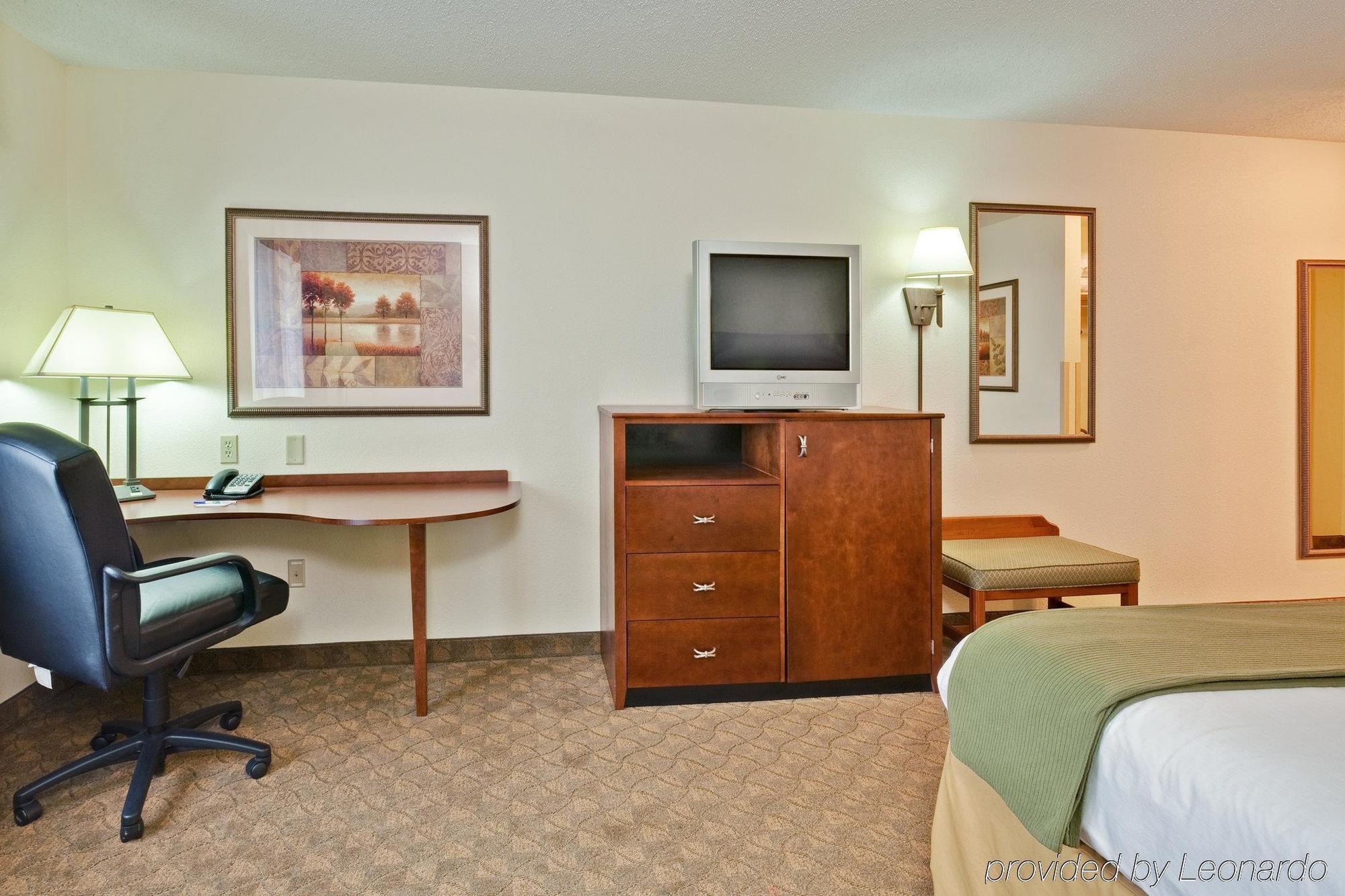 Holiday Inn Express & Suites Sparta Cameră foto